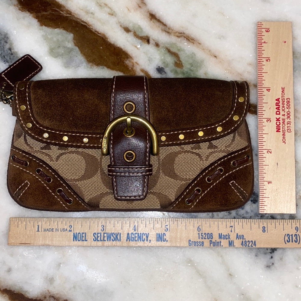 Coach Wristlet – Brown & Gold | Signature Canvas + Suede | EUC